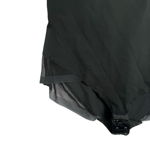 SPANX "Red Hot" Black Open-Bust Panty Clasp CONTROL Bodysuit XL Shapewear - Picture 10 of 13